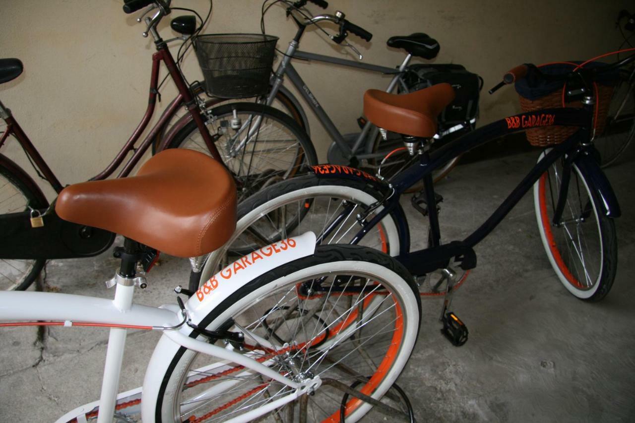 Garage36 Apartment Парма Екстериор снимка